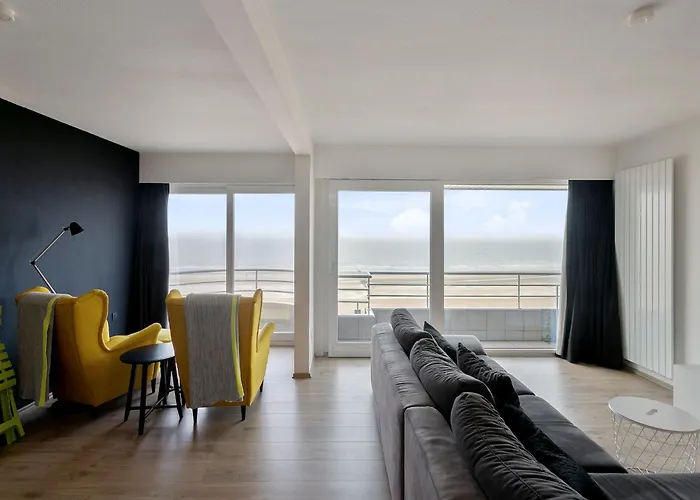 In With Sea Views Lägenhet