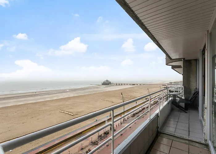 Lägenhet In With Sea Views